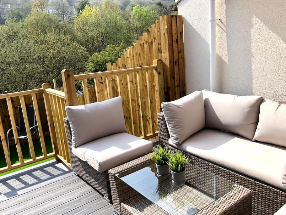 Rhondda Valleys With Breathtaking Riverside Views Llwynypia Exteriér fotografie
