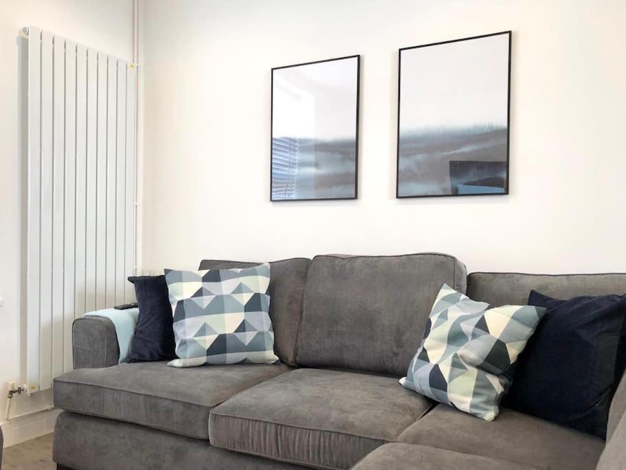 Rhondda Valleys With Breathtaking Riverside Views Llwynypia Exteriér fotografie